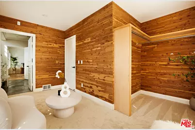 950 S Longwood Ave, Los Angeles, CA 90019 - Photo 25