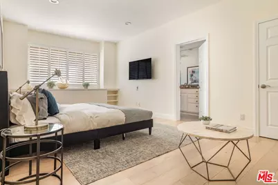 10511 Ashton Ave #305, Los Angeles, CA 90024 - Photo 9