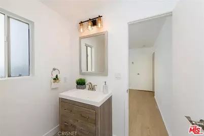 4350 Berryman Ave #10, Los Angeles, CA 90066 - Photo 13