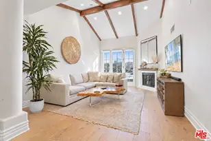 10618 Woodbridge St, Toluca Lake, CA 91602 - Photo 1