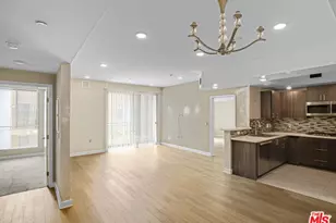 10850 Bloomfield St, Los Angeles, CA 91602 - Photo 9