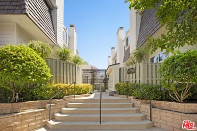 4730 Ben Ave #13, Valley Village, CA 91607 - Photo 1