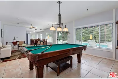 8530 Holloway Dr #422, West Hollywood, CA 90069 - Photo 27