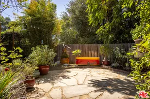 16750 Valerio St, Lake Balboa, CA 91406 - Photo 33