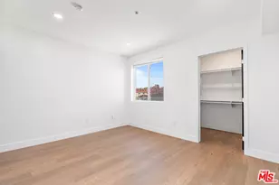 11011 Huston St, North Hollywood, CA 91601 - Photo 9