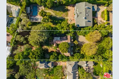 357 N Carmelina Ave, Los Angeles, CA 90049 - Photo 1