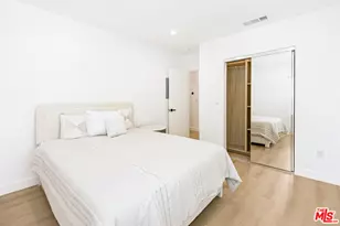 1342 S Ogden Dr, Los Angeles, CA 90019 - Photo 11