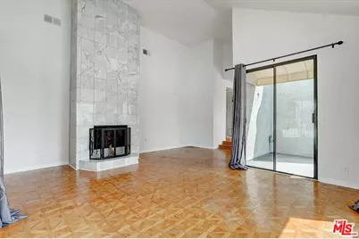 1140 Alta Loma Rd #303, West Hollywood, CA 90069 - Photo 11