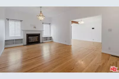 1136 Harvard St, Santa Monica, CA 90403 - Photo 5