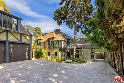 3225 Oakshire Dr, Los Angeles, CA 90068 - Photo 9
