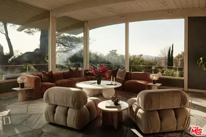 624 Cole Pl, Beverly Hills, CA 90210 - Photo 9