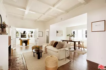4111 Edgehill Dr, Los Angeles, CA 90008 - Photo 17