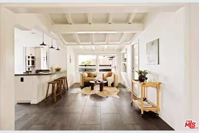 4111 Edgehill Dr, Los Angeles, CA 90008 - Photo 27