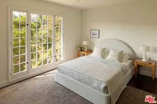 2293 Bronson Hill Dr, Los Angeles, CA 90068 - Photo 23