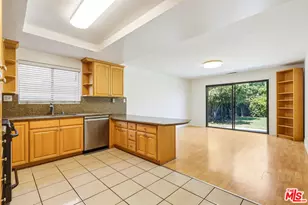 22451 Dolorosa St, Woodland Hills, CA 91367 - Photo 3
