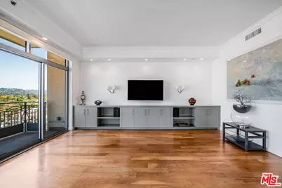 10800 Wilshire Blvd #1101, Los Angeles, CA 90024 - Photo 9