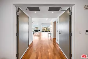 10800 Wilshire Blvd, Los Angeles, CA 90024 - Photo 5