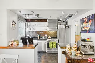 6204 Banner Ave, Los Angeles, CA 90038 - Photo 7