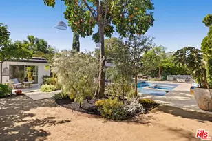 7442 Capps Ave, Los Angeles, CA 91335 - Photo 45