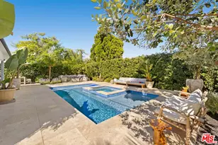 7442 Capps Ave, Los Angeles, CA 91335 - Photo 43