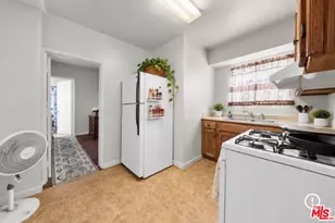 224 W 84th St, Los Angeles, CA 90003 - Photo 19