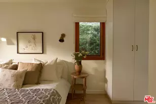 655 Angelus Pl, Venice, CA 90291 - Photo 11