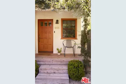655 Angelus Pl, Venice, CA 90291 - Photo 3