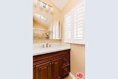 205 E Hurst St, Covina, CA 91723 - Photo 23
