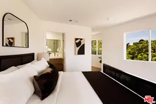 6837 Cahuenga Park Trail, Los Angeles, CA 90068 - Photo 17