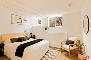 6837 Cahuenga Park Trail, Los Angeles, CA 90068 - Photo 23