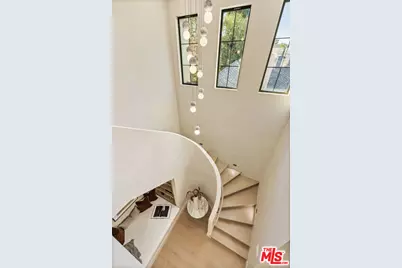 14273 Greenleaf St, Los Angeles, CA 91423 - Photo 57