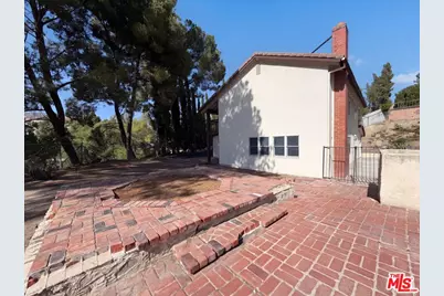 11569 Viking Ave, Los Angeles, CA 91326 - Photo 5