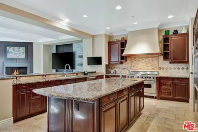 26706 Provence Dr, Calabasas, CA 91302 - Photo 13