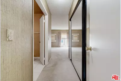 5339 Coldwater Canyon Ave #B, Los Angeles, CA 91401 - Photo 25