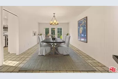 11139 Hortense St, Los Angeles, CA 91602 - Photo 9