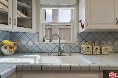 6032 W 74th St, Los Angeles, CA 90045 - Photo 11