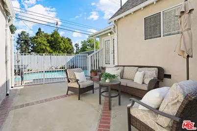 924 E Glenoaks Blvd, Glendale, CA 91207 - Photo 41