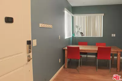 1259 W 36th Pl, Los Angeles, CA 90007 - Photo 37