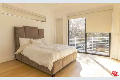 748 N Detroit St, Los Angeles, CA 90046 - Photo 17