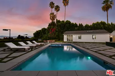 4760 Amigo Ave, Los Angeles, CA 91356 - Photo 43