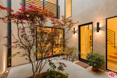 923 Hilldale Ave, West Hollywood, CA 90069 - Photo 49