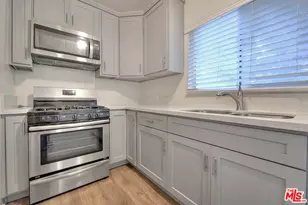 7013 Ramsgate Pl, Los Angeles, CA 90045 - Photo 17
