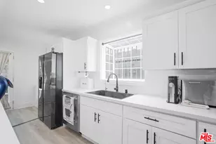 1032 4th Ave, Los Angeles, CA 90019 - Photo 5