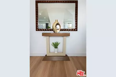 1151 S Ardmore Ave, Los Angeles, CA 90006 - Photo 11