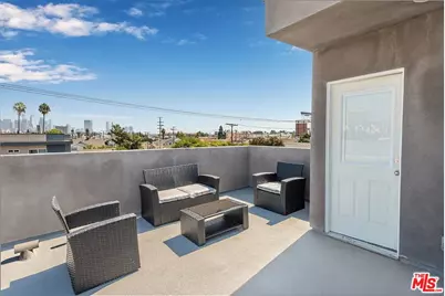 1151 S Ardmore Ave, Los Angeles, CA 90006 - Photo 19