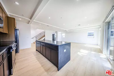 1019 S Citrus Ave, Los Angeles, CA 90019 - Photo 21