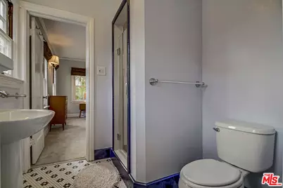1939 N Hobart Blvd, Los Angeles, CA 90027 - Photo 21