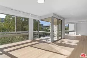 320 N Maple Dr, Beverly Hills, CA 90210 - Photo 13