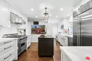 11532 Thurston Cir, Los Angeles, CA 90049 - Photo 11