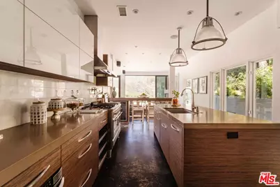 1287 Rimmer Ave, Pacific Palisades, CA 90272 - Photo 11